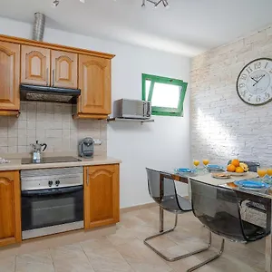 Villa Vv Tamia By Hh, Playa Blanca (Lanzarote)