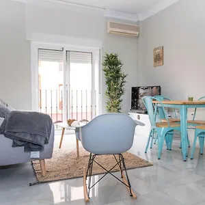 https://disfruta-malaga-apartamento-en-el-centro-de-malaga.1costadelsol.com